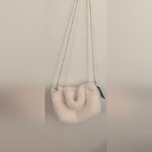 Becool Cream Faux Fur Shoulder Bag Gold Chain Strap Soft Plush Purse